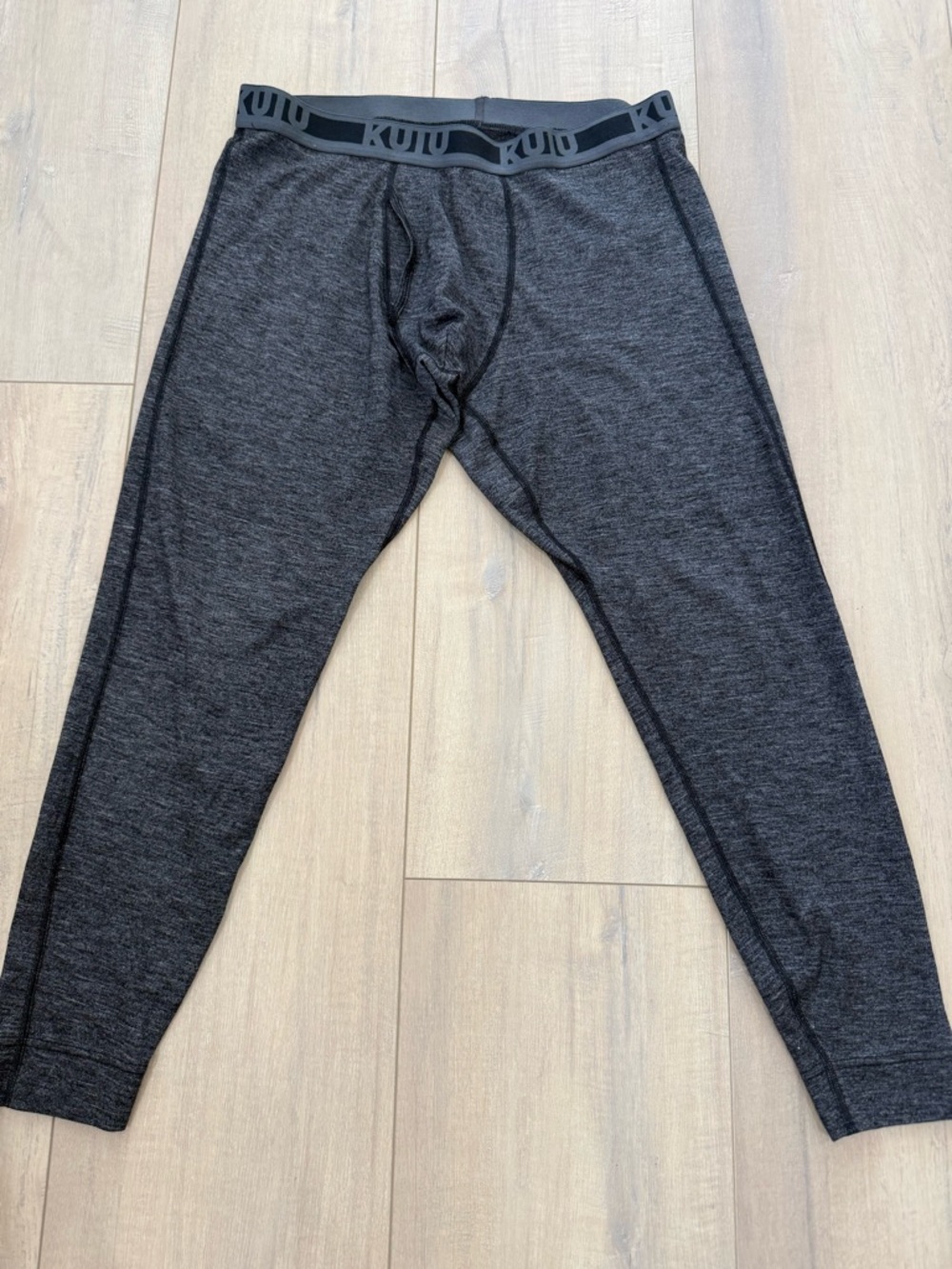 KUIU Men's Dark Charcoal Thermal Base Layer Pants